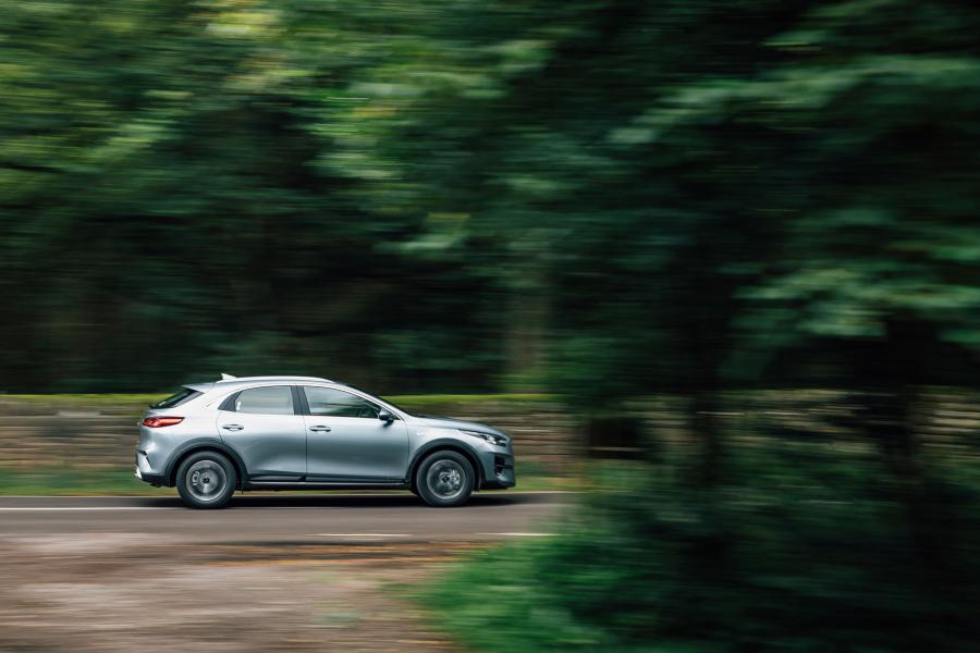  Kia XCeed 1.0 T-GDi 2019 года  (UK) (фото 28 из 91)
